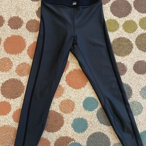 Alo Black Leggings